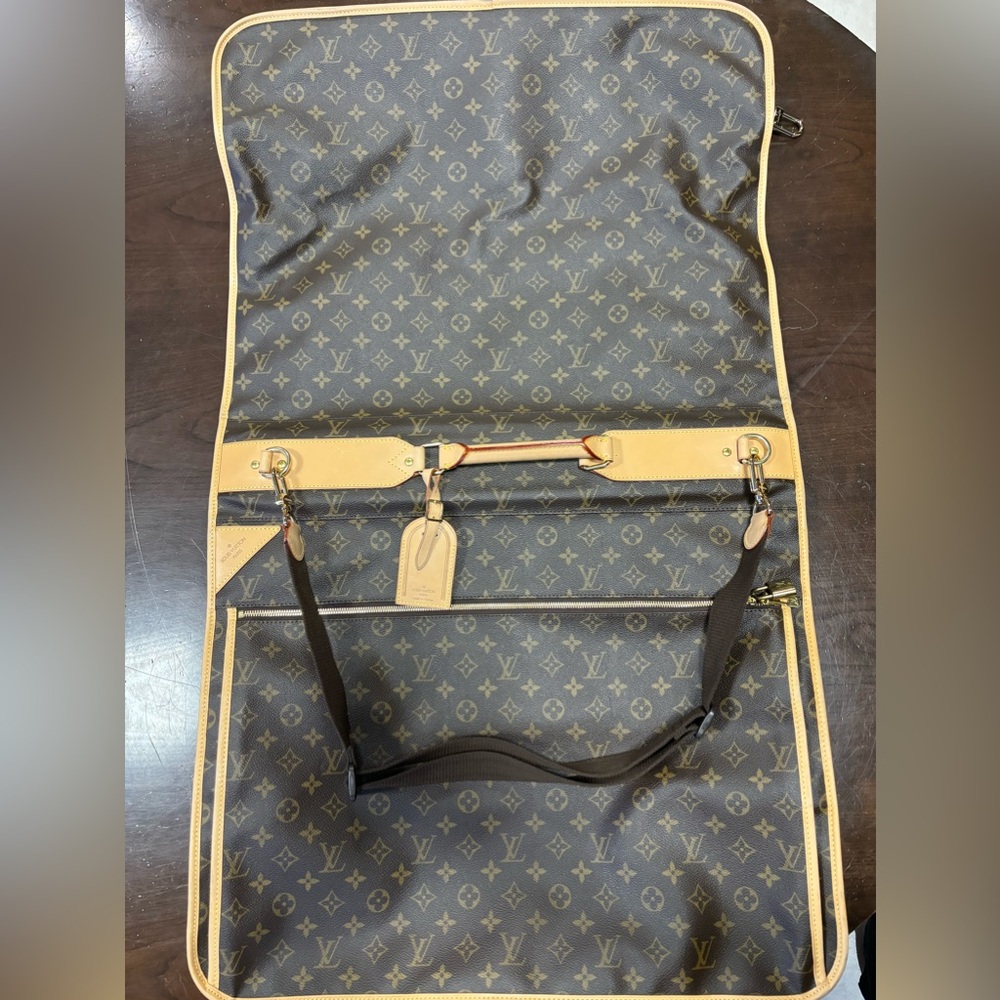 New Arrival Louis Vuitton travel garment bag